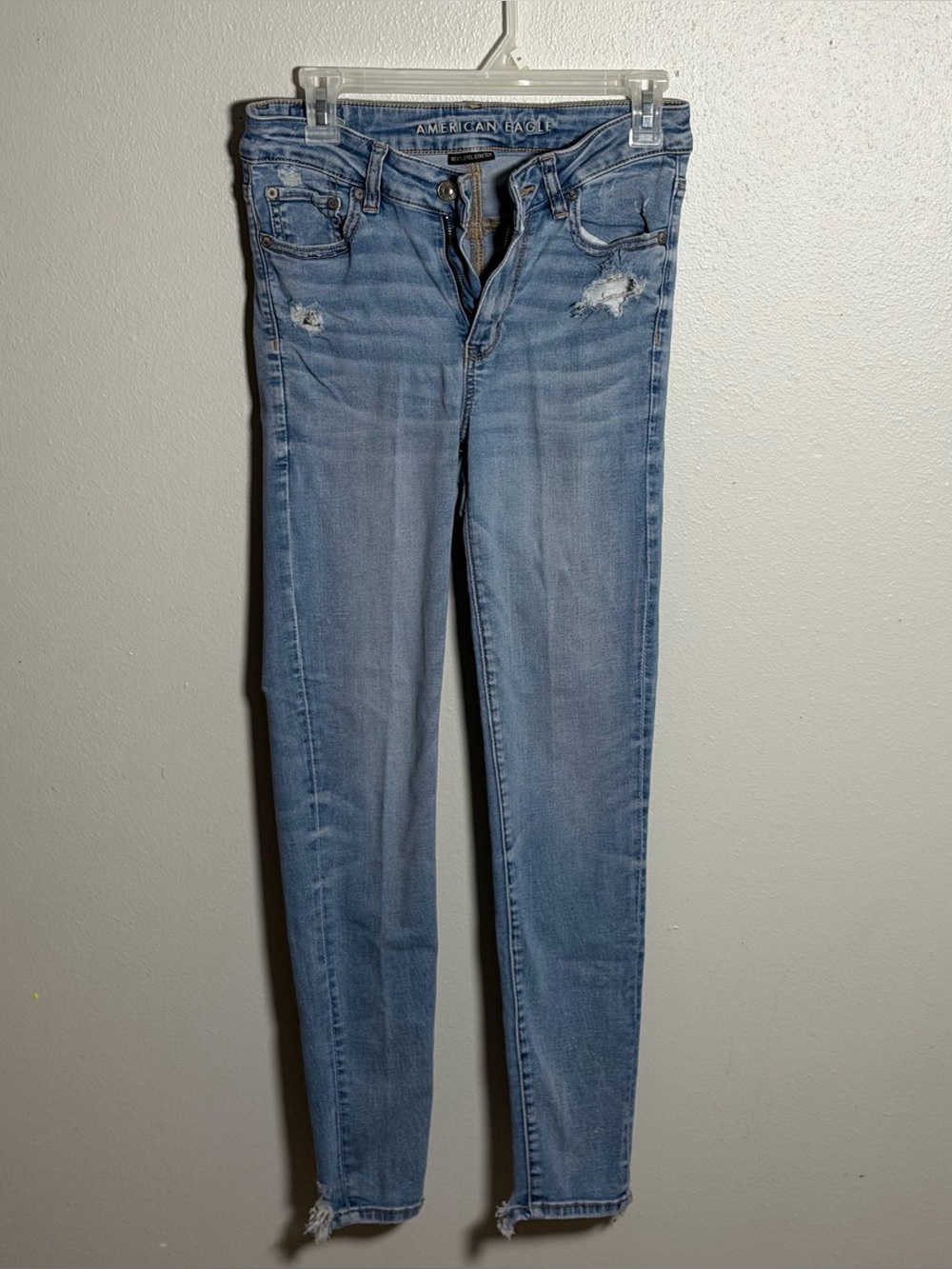 American Eagle‎ Women’s Denim Light Blue Hi Rise Jegging Jeans Distressed size 6